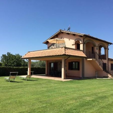 Agriturismo Battaglini Больсена Экстерьер фото