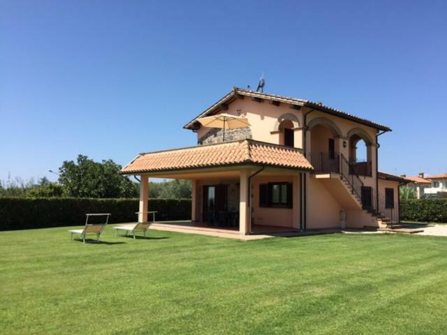 Agriturismo Battaglini Больсена Экстерьер фото