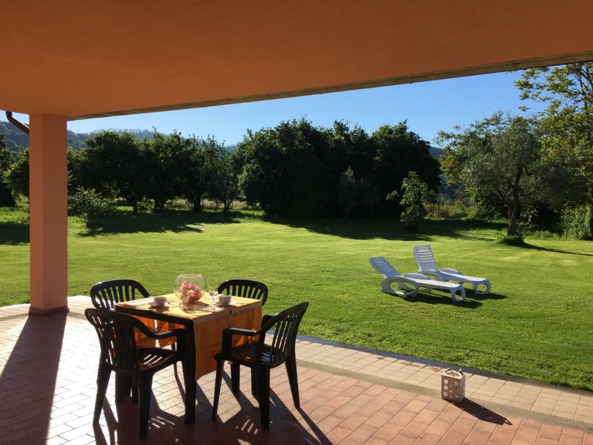 Agriturismo Battaglini Больсена Экстерьер фото